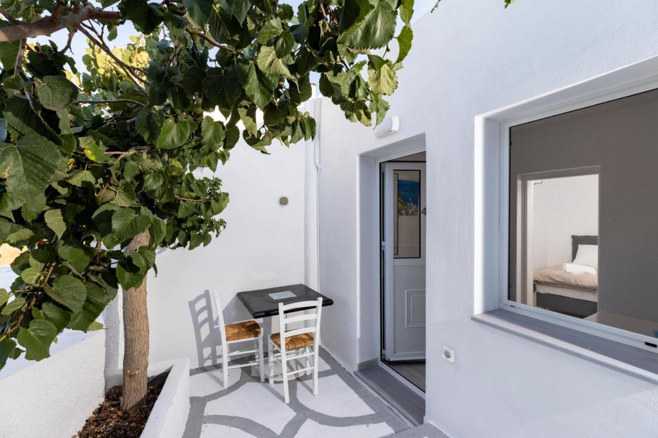 Villa Ostrich Fira  Bagian luar foto